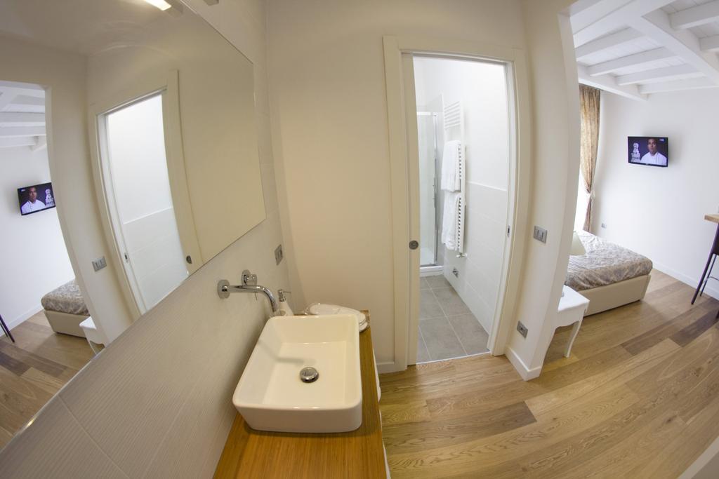 ボローニャ B＆B シェ モア ラーメ 57 Bed & Breakfast 部屋 写真